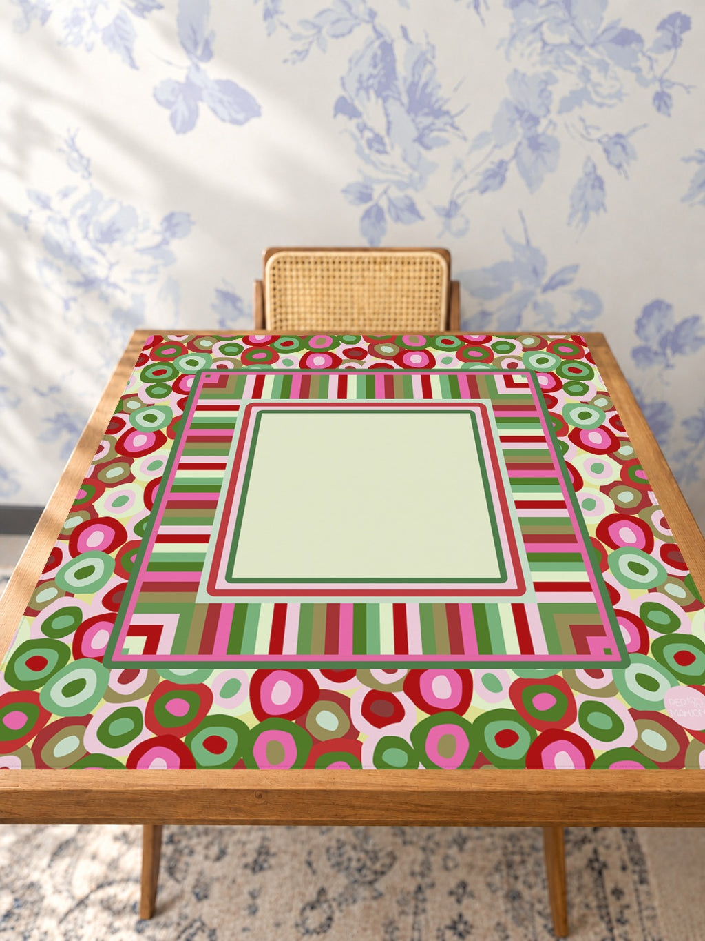 Bubble Pop Merry — Studio Table Angle [studio-angle-square]