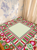 Bubble Pop Merry — Sunlit Detail [studio-detail-square]