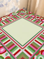 Bubble Pop Merry — Sunlit Close-up [sunlit-closeup-square]