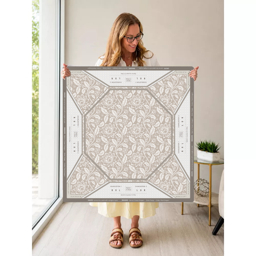 Charleston Charm mahjong mat — Held Mat Portrait