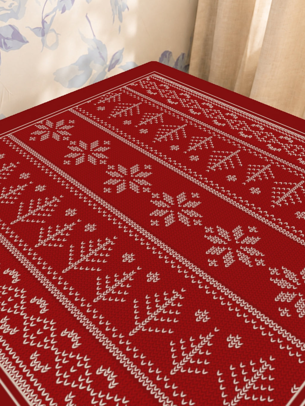 Mahjong by SI™ Fair Isle Be Home for Christmas Mahjong Mat — Sunlit Close-up [sunlit-closeup-square]