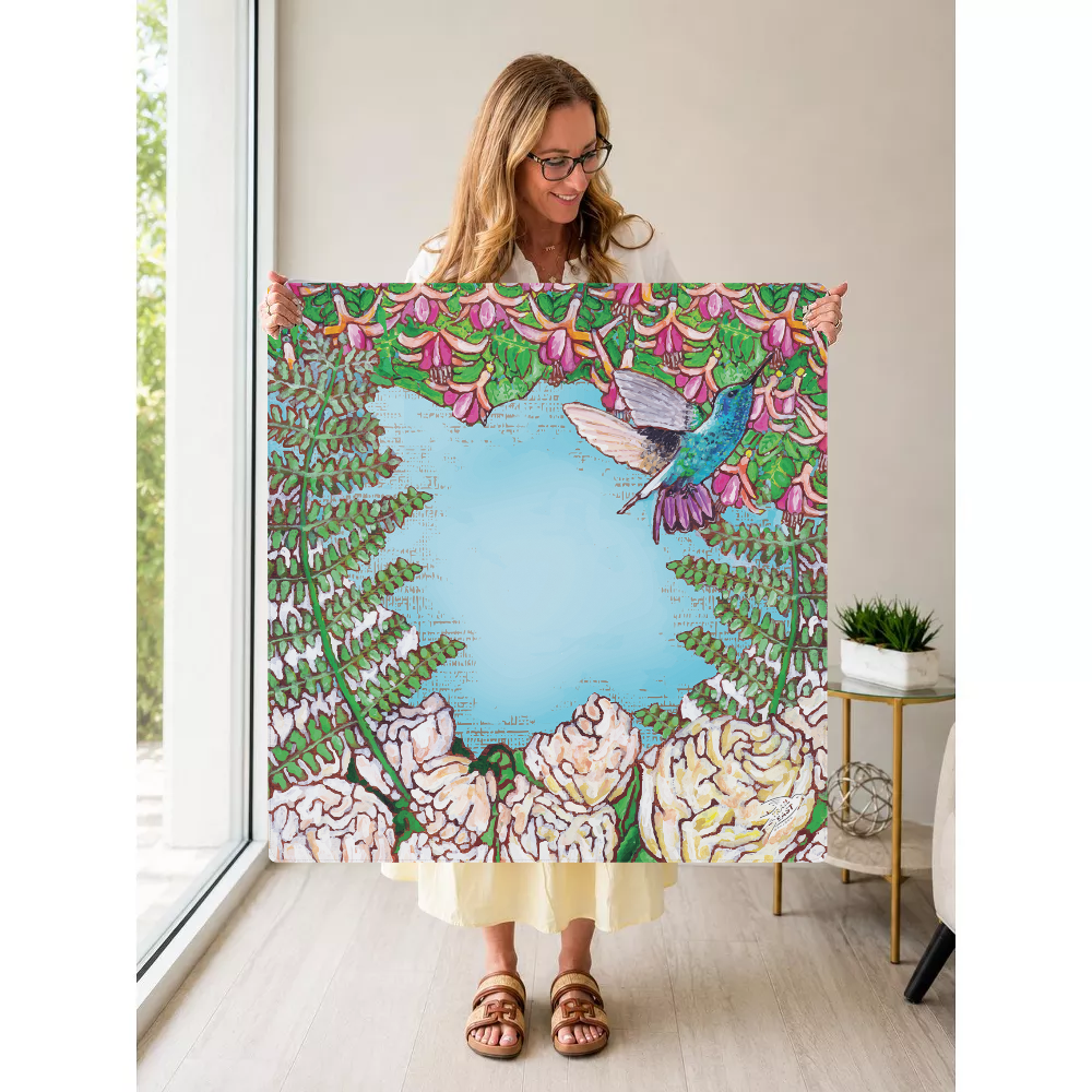 Hummingbird in Fuchsia mahjong mat — Held Mat Portrait