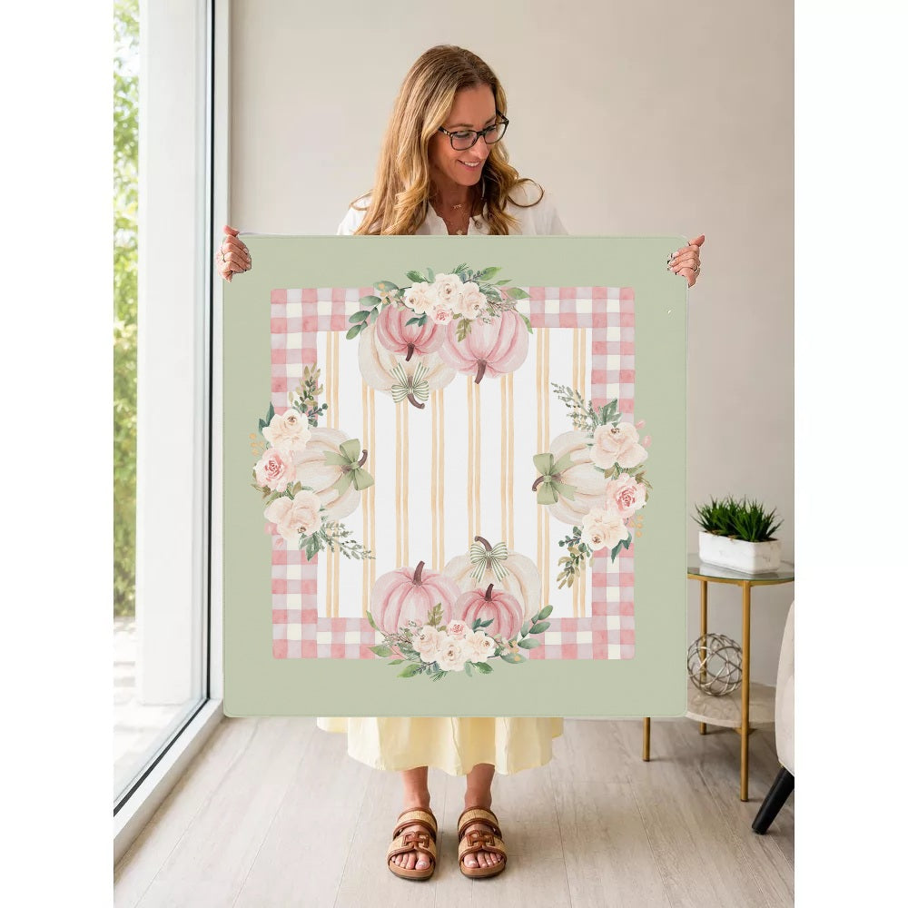 Mahjong by SI™ Pretty Pumpkin Mahjong Mat — Held Mat Portrait [held-mat-portrait-square]
