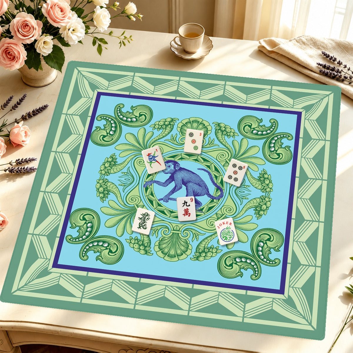 Majestad — Styled Tile Table [styled-tile-table-square]