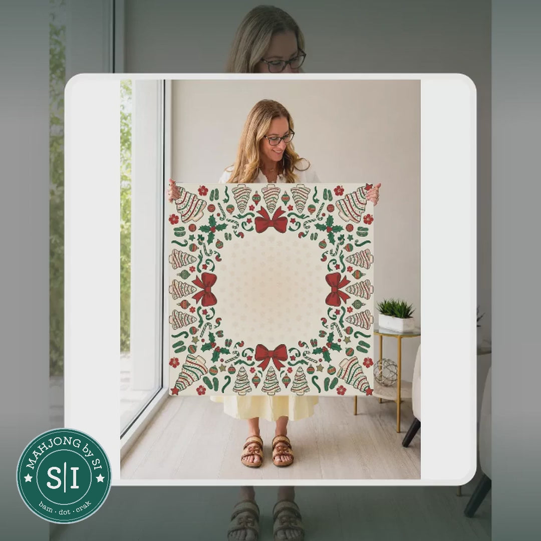 Mahjong by SI™ Cookie Tinsel – Green Mahjong Mat — lifestyle video (clear logo)