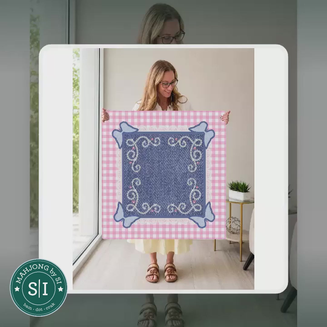 Mahjong by SI™ Diamond in a Rhinestone World Mahjong Mat — lifestyle video (clear logo)