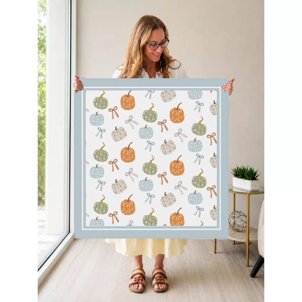 Mahjong by SI™ Pumpkin Posy Mahjong Mat — Held Mat Portrait [held-mat-portrait-square]