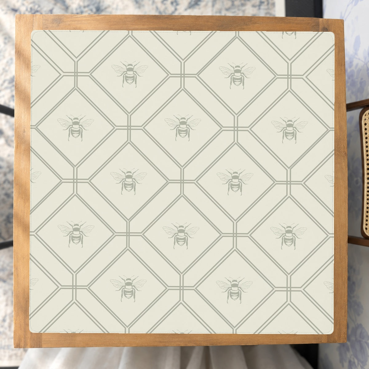 Mahjong by SI™ Queen Bee Trellis Mahjong Mat — Studio Overhead [studio-overhead-square]