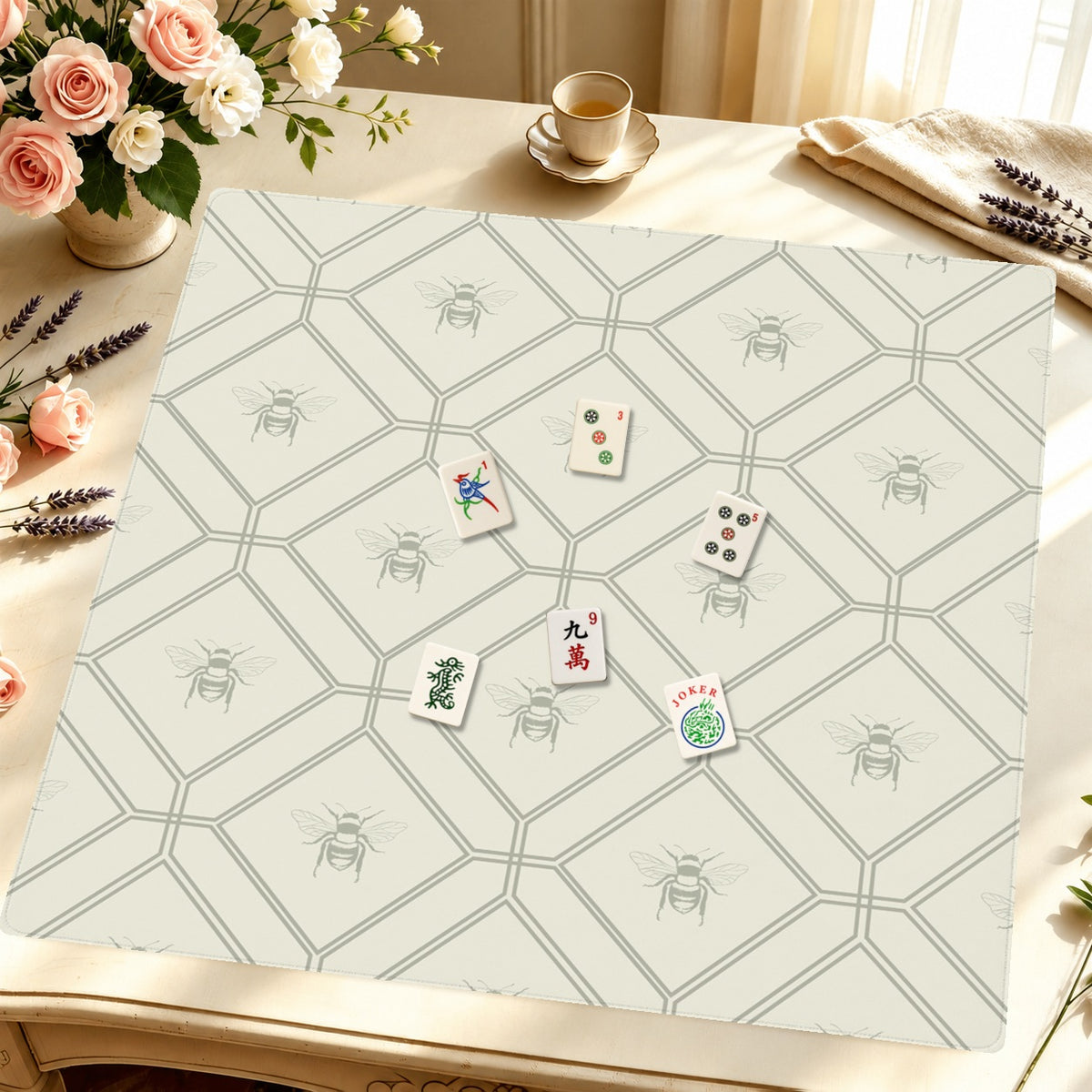 Mahjong by SI™ Queen Bee Trellis Mahjong Mat — Styled Tile Table [styled-tile-table-square]